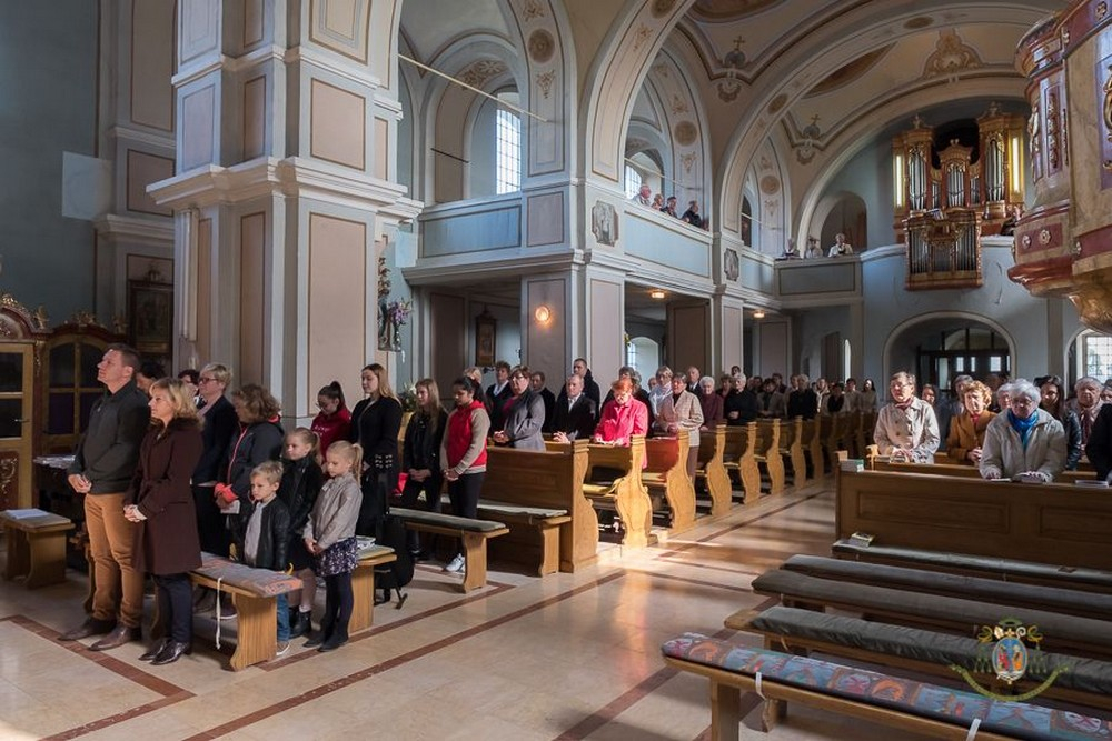 330_Vemend_templombucsu_hivek