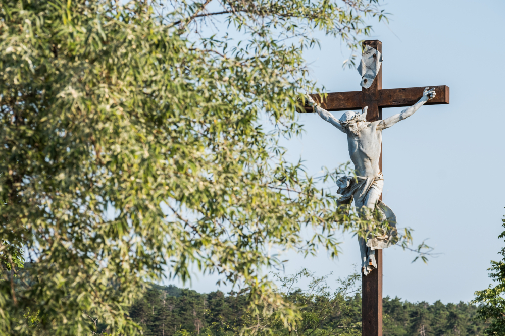 381_havasboldogasszony_feszulet