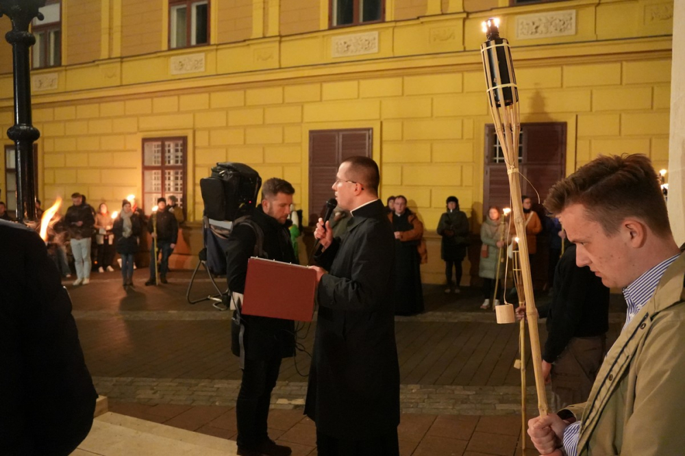 586_Faklyas-zarandoklat-2023-02