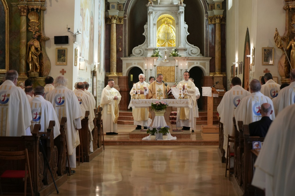 609_Papi-talalkozo-20230523-19