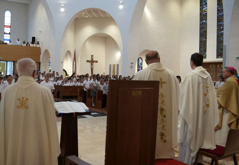 629_Evzaro-Mohacs-05