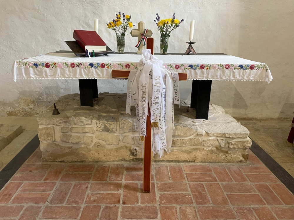 637_Gyalog-papokert-05