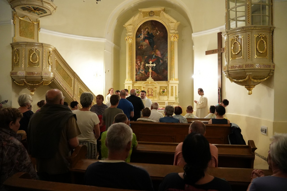 637_Gyalog-papokert-48