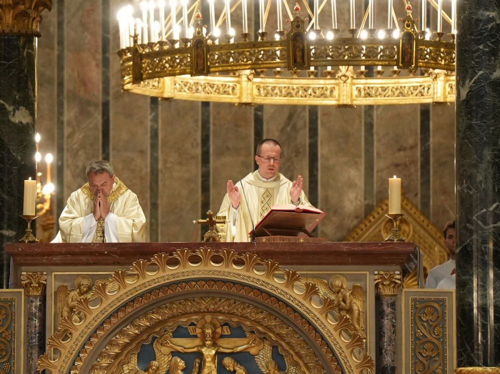 653_Beiktatas-szekesegyhaz-22