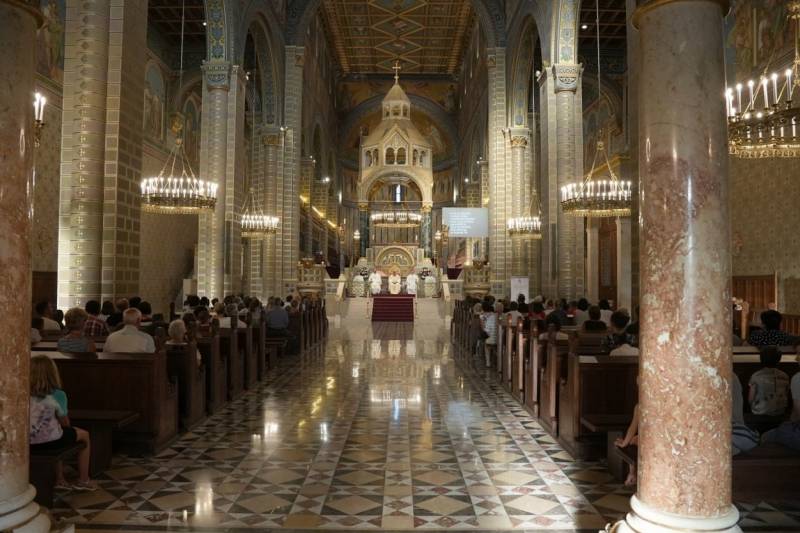 thumb_661_Szent-Istvan-kiraly-szentmise-07