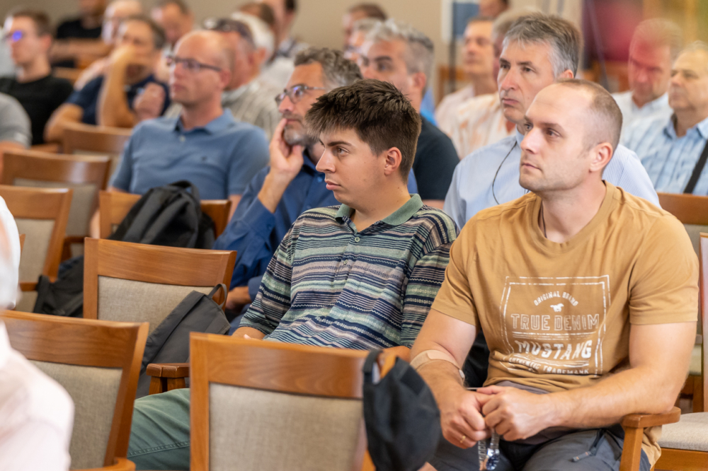 676_Ferfitalalkozo Pecs szept_11