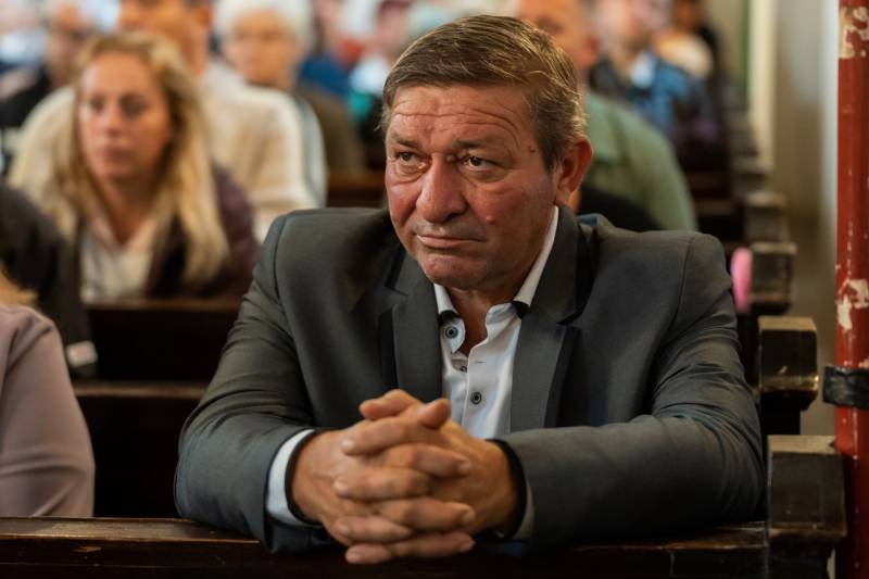 imgi_36_thumb_680_Szakaly_templommegaldas_38