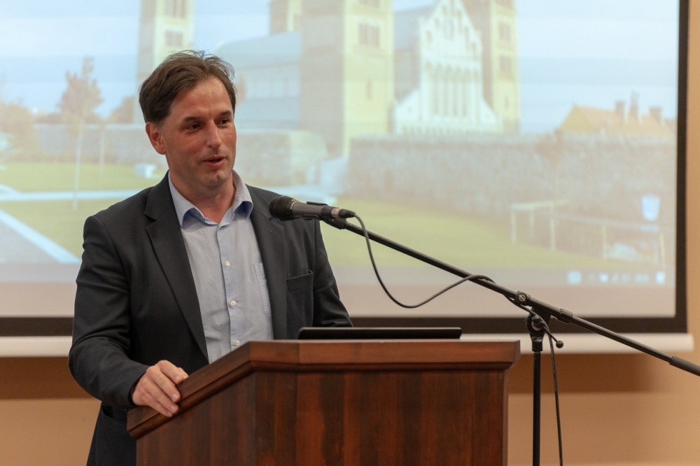 imgi_58_681_Szabadegyetem_szept