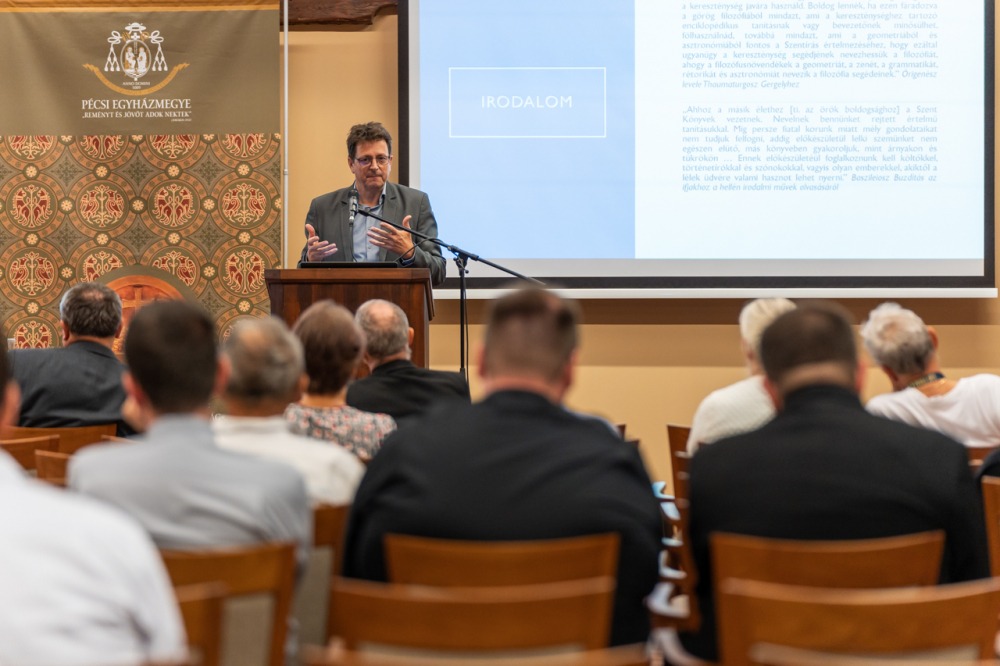 imgi_82_681_Szabadegyetem_szept_26