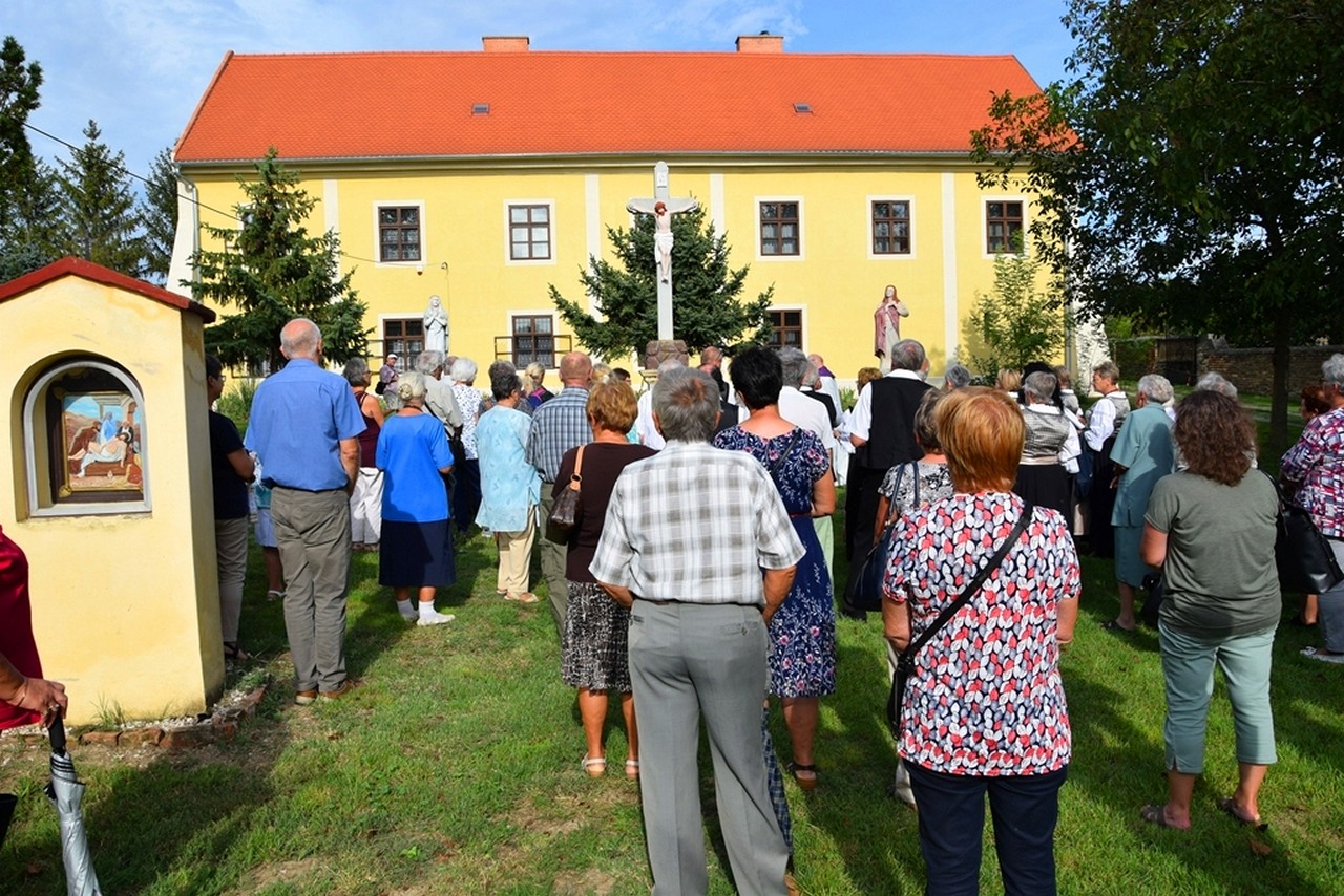 mariakemend_nemet_bucsu030