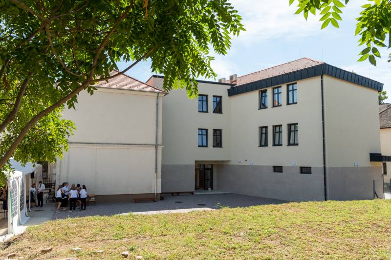 thumb_668_Paks_epuletatado_02