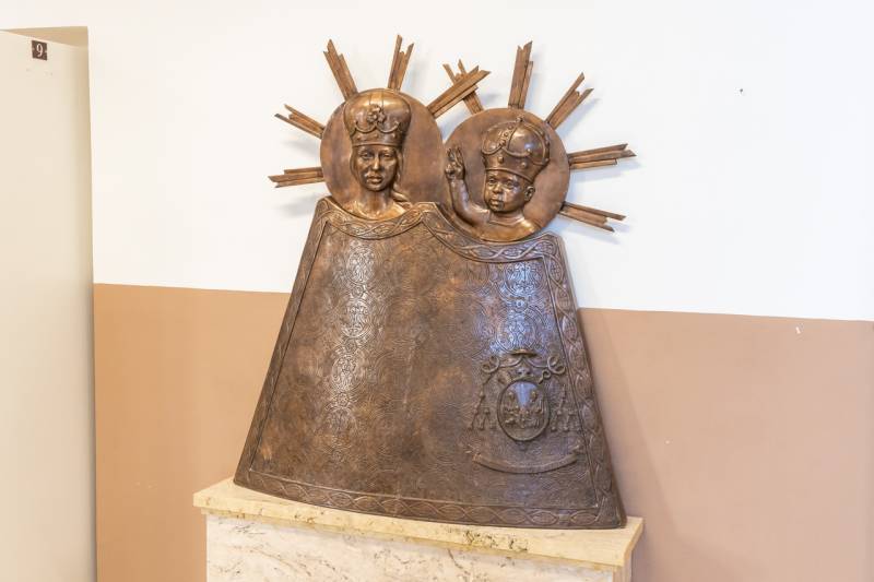 thumb_668_Paks_epuletatado_07