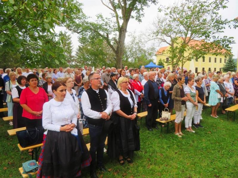 thumb_669_mariakemend_nemet_bucsu001