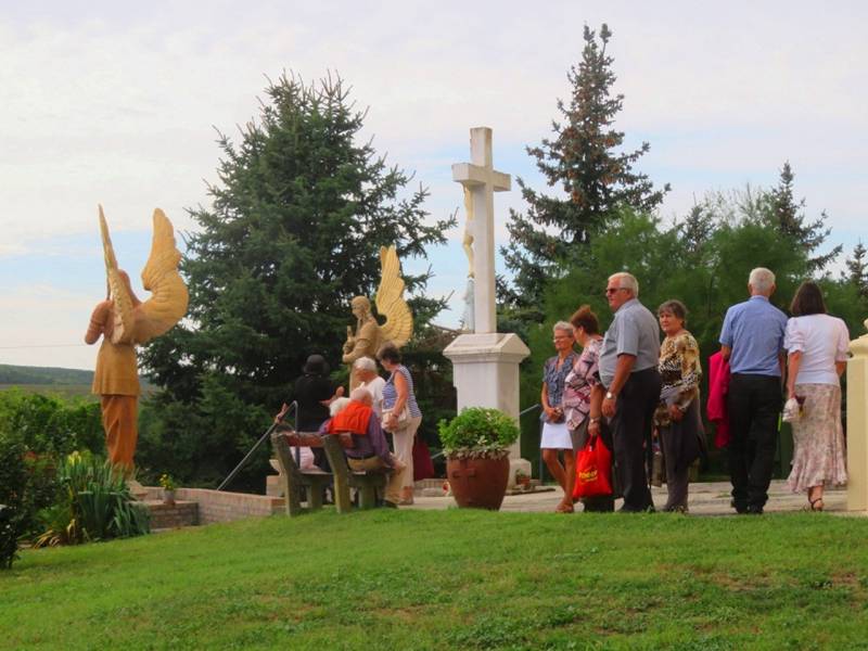 thumb_669_mariakemend_nemet_bucsu027