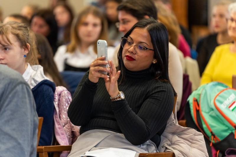 imgi_16_thumb_699_2023_szavaloverseny_15