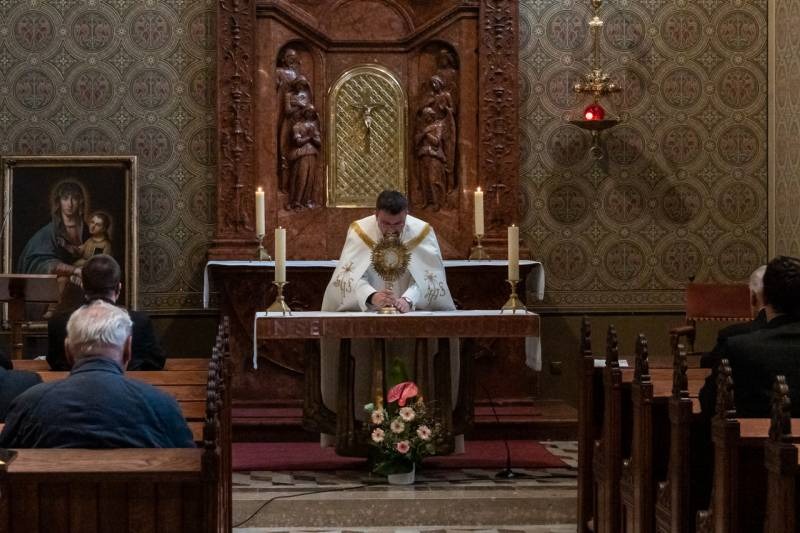 imgi_4_thumb_700_2023_rekollekcio_03