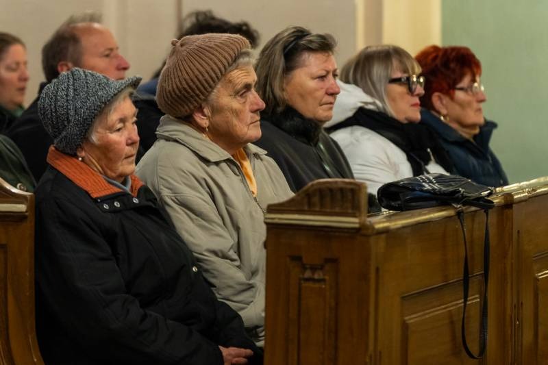 imgi_19_thumb_710_2023_11_palotabozsok_24