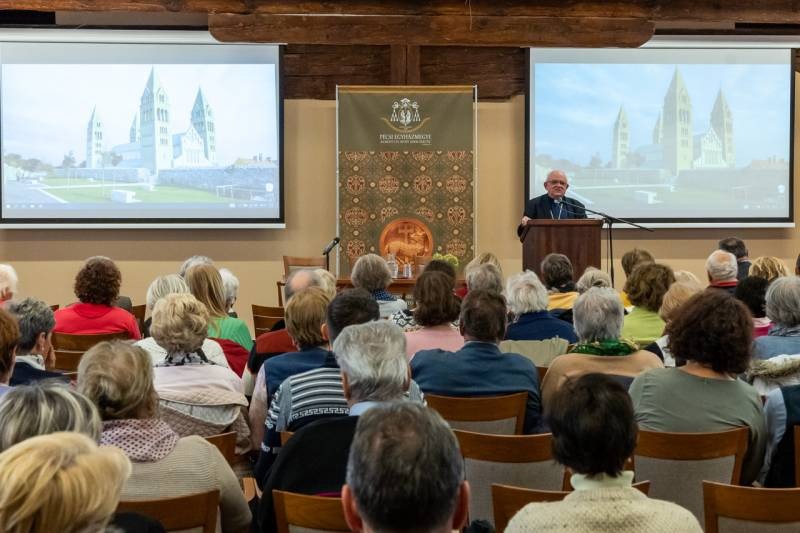 imgi_21_thumb_707_2023_11_szabadegyetem_20