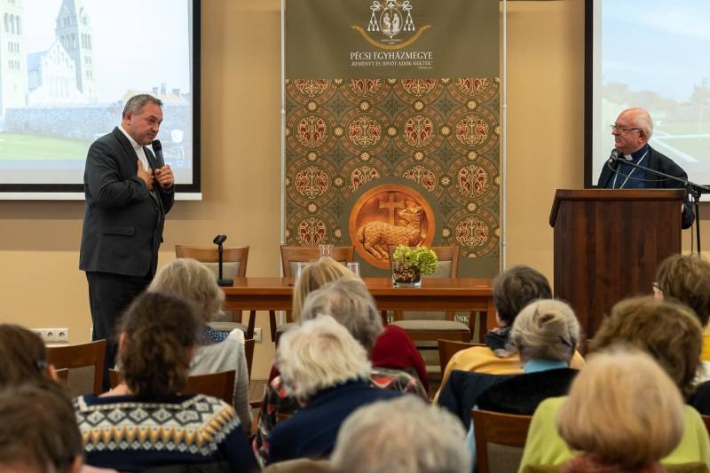 imgi_32_thumb_707_2023_11_szabadegyetem_31