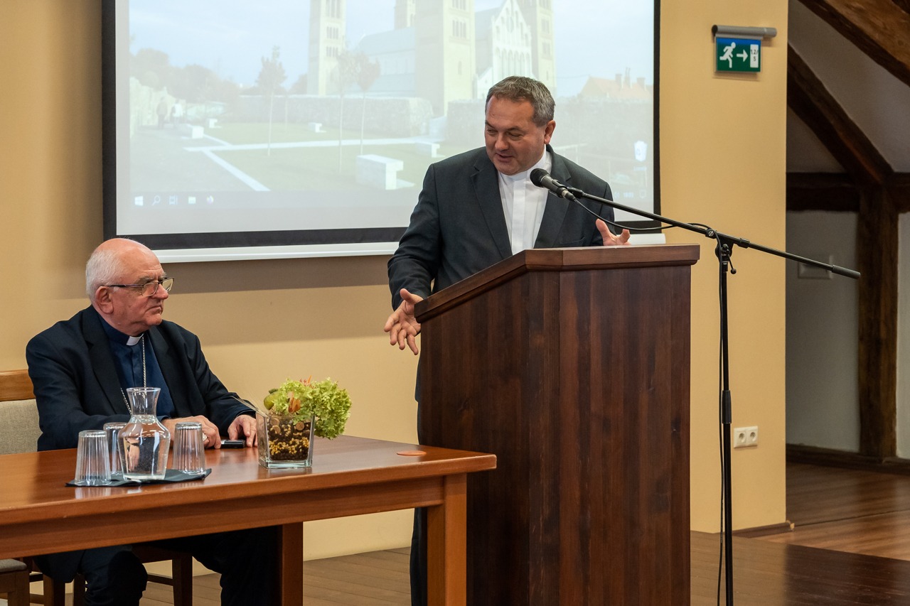 imgi_36_2023_11_szabadegyetem_03