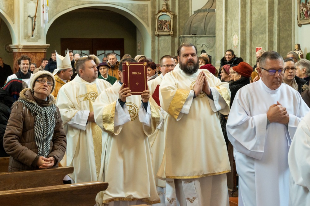 imgi_115_725_2023_12_09_bonyhad_06