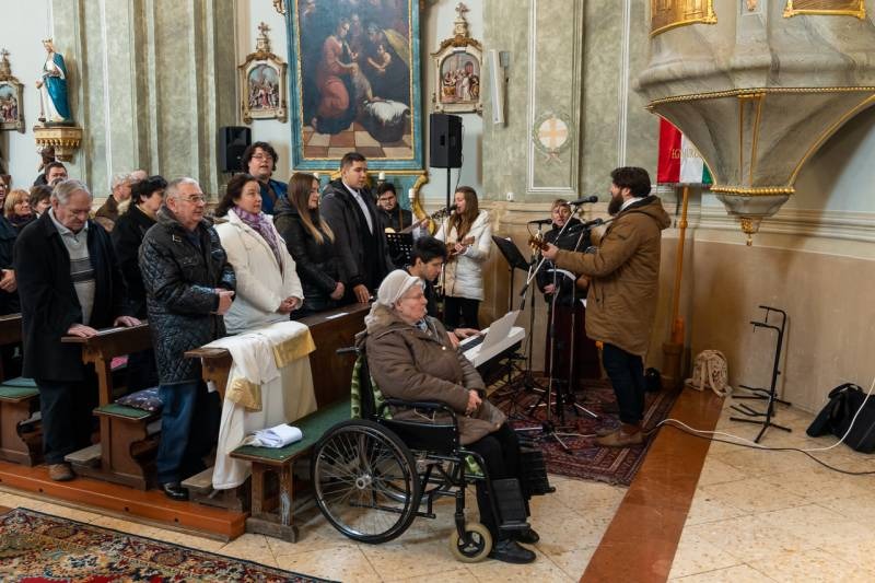 imgi_12_thumb_725_2023_12_09_bonyhad_08