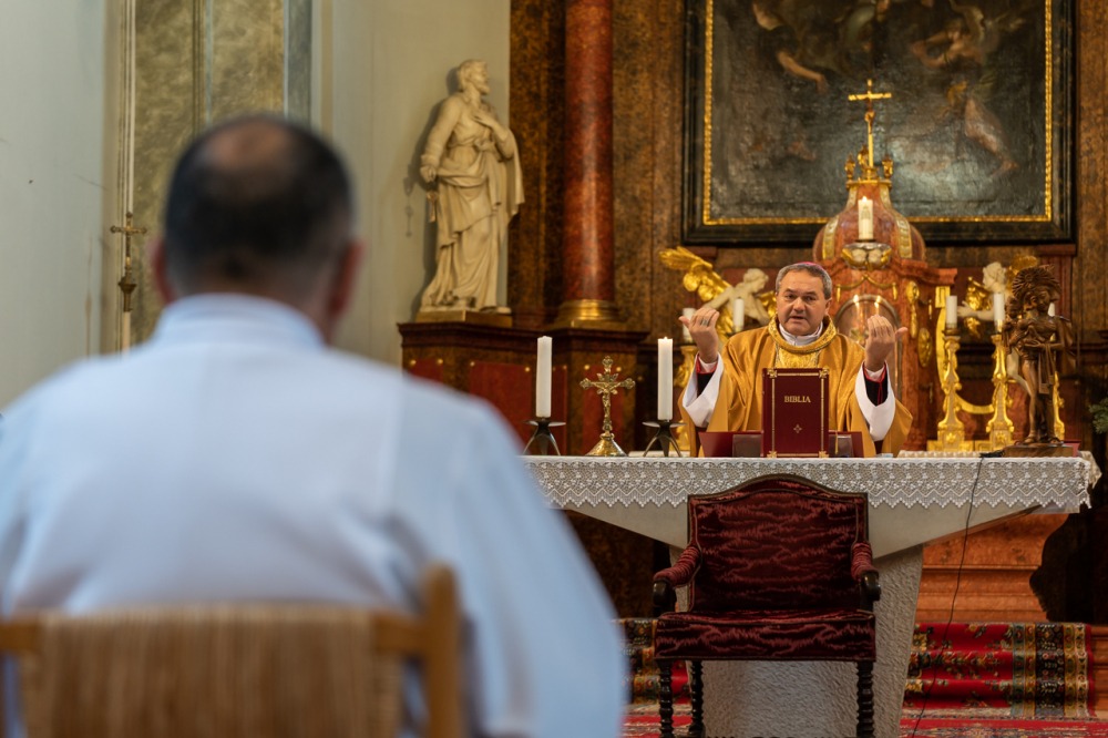 imgi_142_725_2023_12_09_bonyhad_33