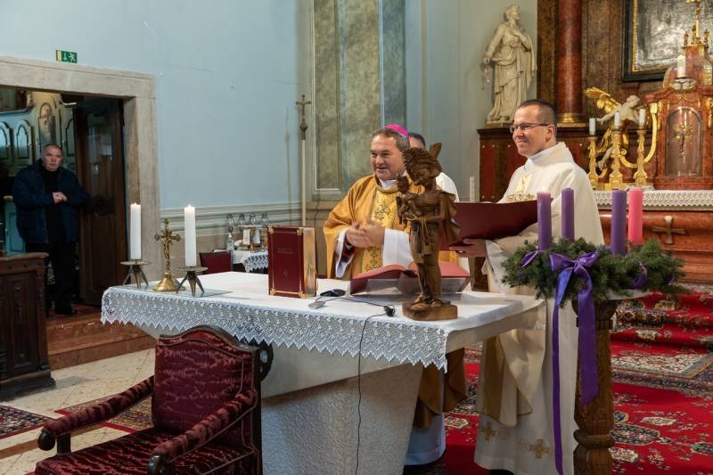 imgi_14_thumb_725_2023_12_09_bonyhad_10