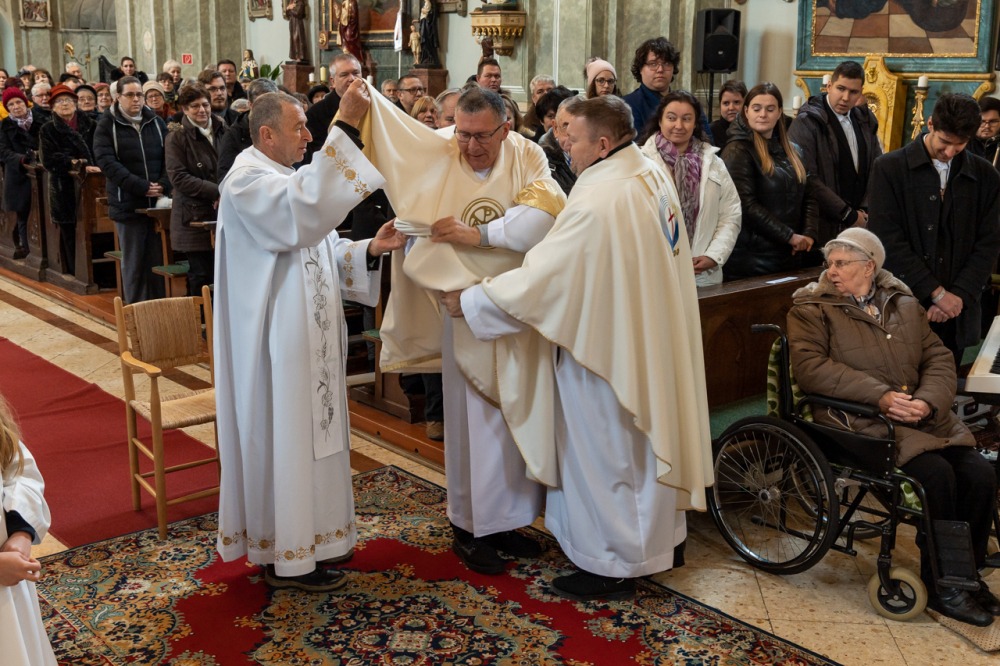 imgi_155_725_2023_12_09_bonyhad_47