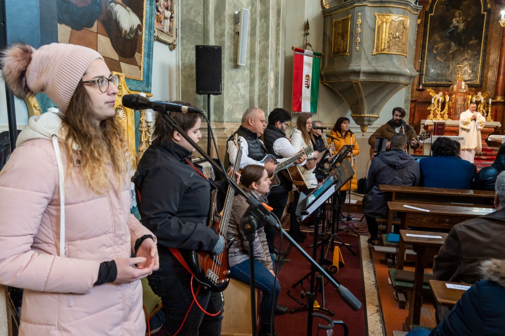 imgi_176_725_2023_12_09_bonyhad_68