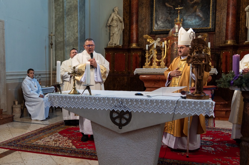 imgi_177_725_2023_12_09_bonyhad_70