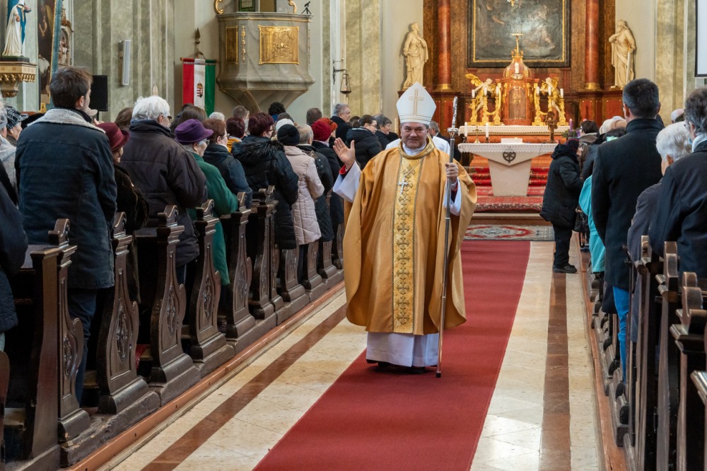 imgi_183_725_2023_12_09_bonyhad_76