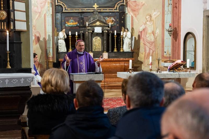 imgi_26_thumb_728_2023_12_10_boly_24