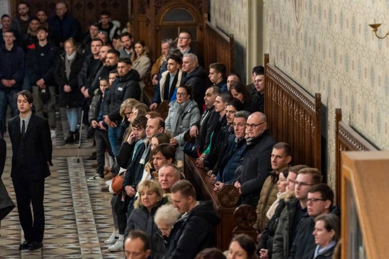 imgi_33_thumb_734_2023_12_25_ejfeli_31