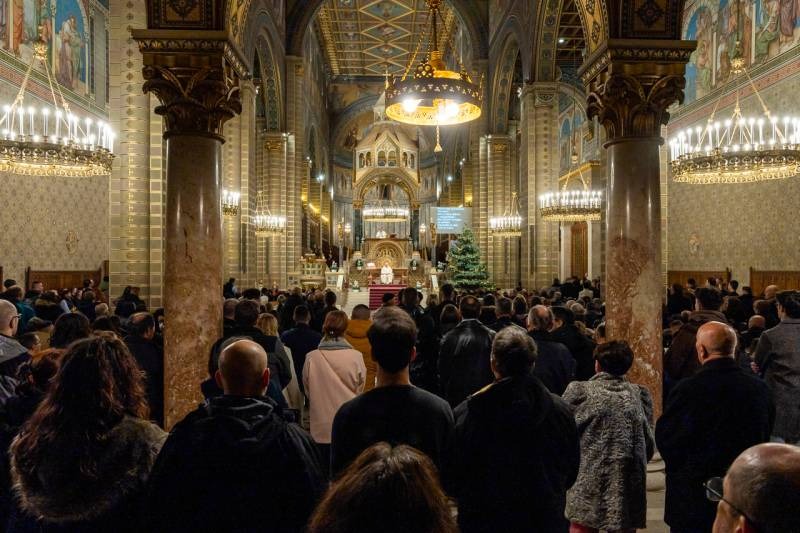 imgi_37_thumb_734_2023_12_25_ejfeli_35