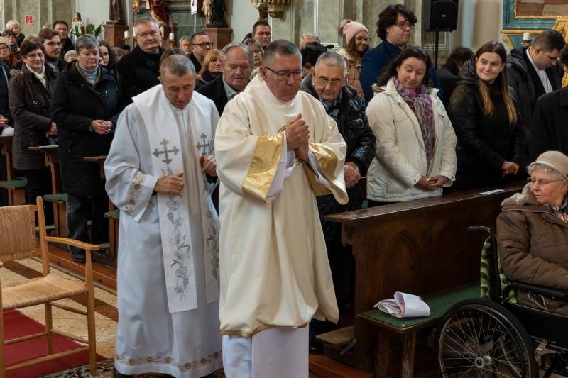 imgi_51_thumb_725_2023_12_09_bonyhad_49