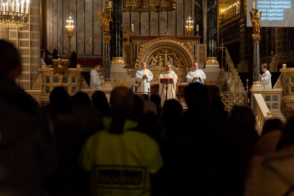 imgi_56_724_2023_12_07_rorate_04