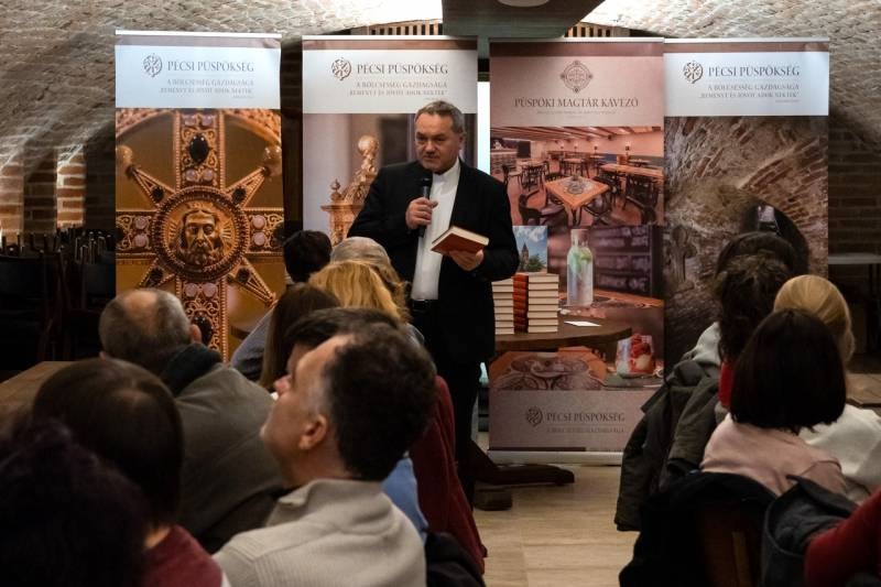 imgi_6_thumb_731_2023_12_21_hivatali lelki nap_04