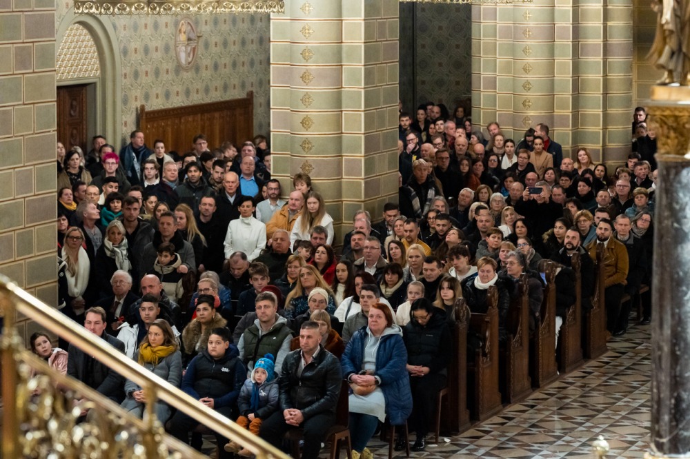 imgi_83_734_2023_12_25_ejfeli_20