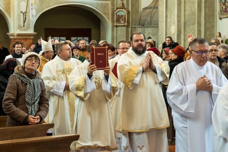 imgi_9_thumb_725_2023_12_09_bonyhad_06