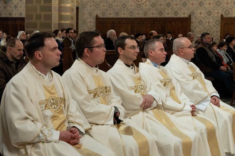 imgi_39_thumb_751_2024_02_11_kelet zaromise_37