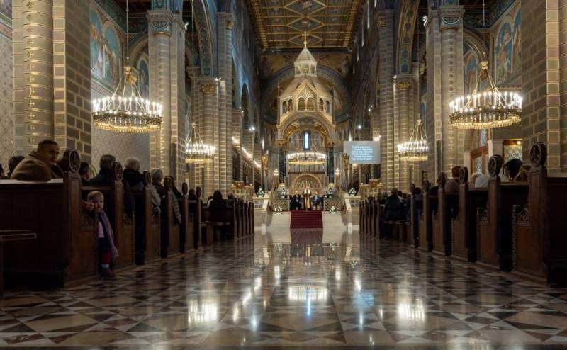 imgi_5_thumb_750_2024_02_10_hh okumenikus_18