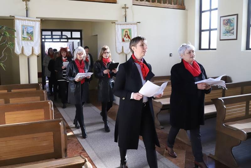 imgi_18_thumb_767_horvatok_husvetvarasa016