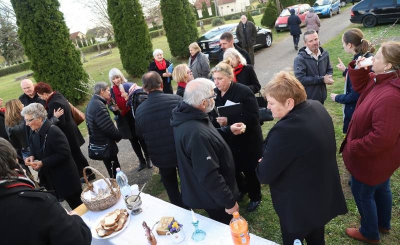 imgi_29_thumb_767_horvatok_husvetvarasa027