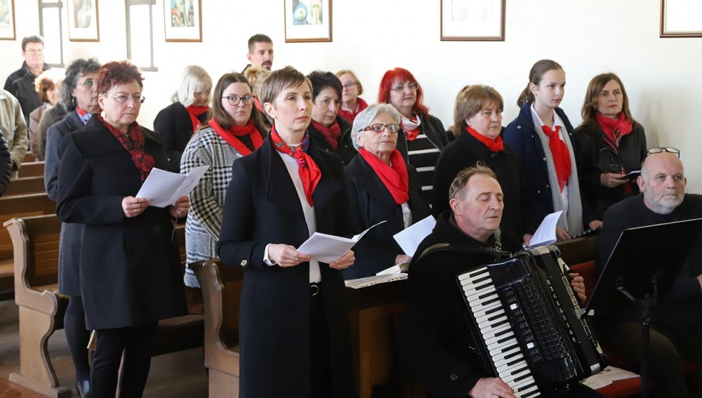 imgi_64_767_horvatok_husvetvarasa019