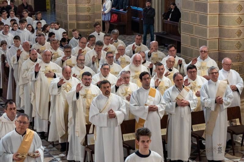 imgi_76_thumb_769_2024_03_28_olajszentelesi szentmise_81