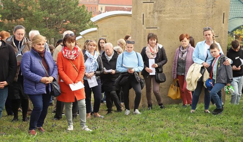 imgi_8_thumb_767_horvatok_husvetvarasa005