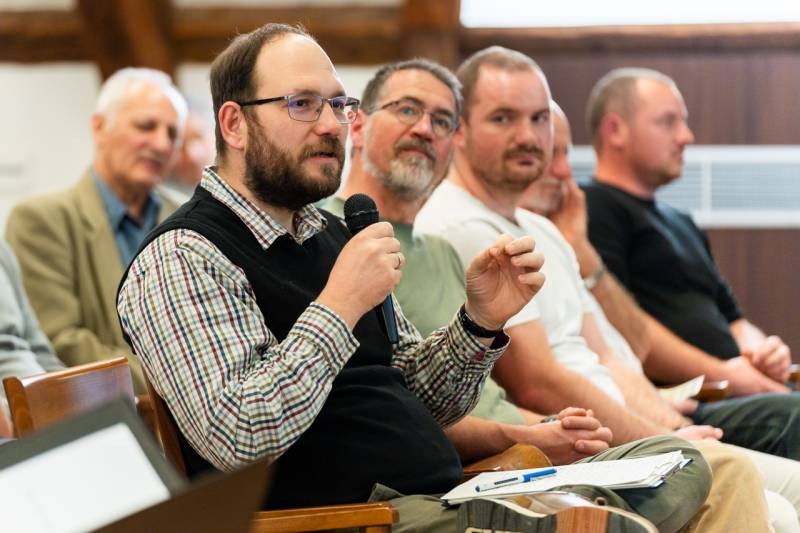 imgi_13_thumb_774_2024_04_05_ferfitalalkozok_15