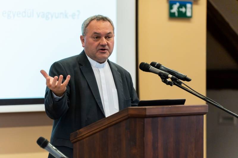 imgi_4_thumb_774_2024_04_05_ferfitalalkozok_03