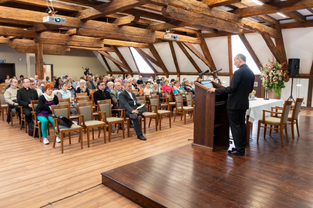 imgi_68_775_2024_04_10_szabadegyetem_33